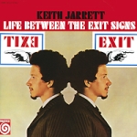 Keith Jarrett Life Between The Exit Signs Формат: Audio CD (Jewel Case) Дистрибьюторы: Warner Music, Торговая Фирма "Никитин" Европейский Союз Лицензионные товары инфо 10491q.